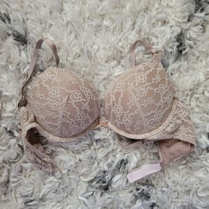Victoria's Secret Women's Lace Push-Up Bra